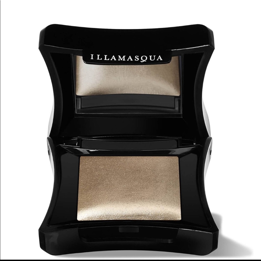 Illamasqua Beyond Powder Highlighter